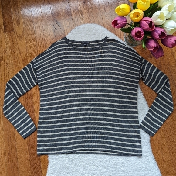 Eileen FISHER striped knit long sleeve sweater xs - Picture 3 of 12
